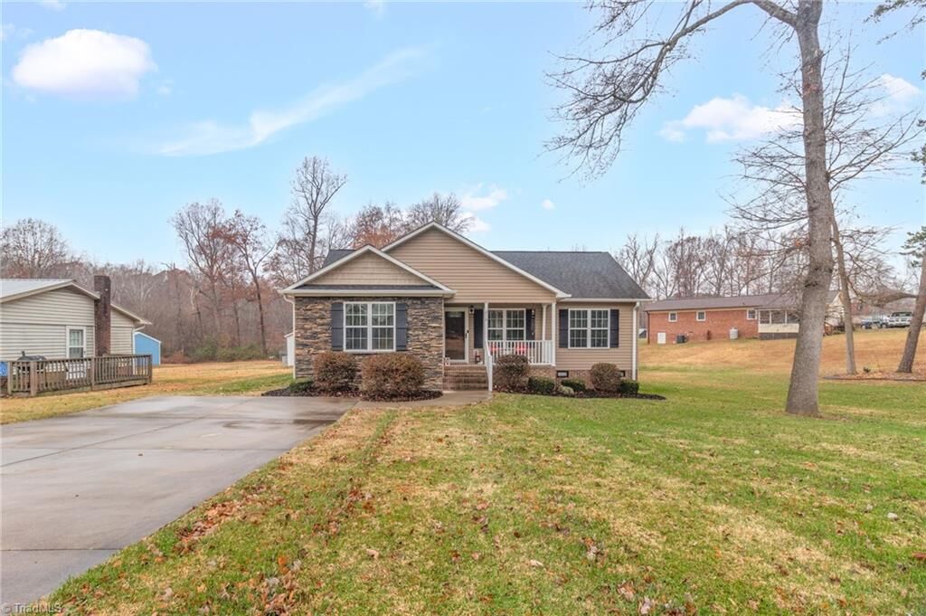 Property Photo:  210 High Meadows Road  NC 27360 