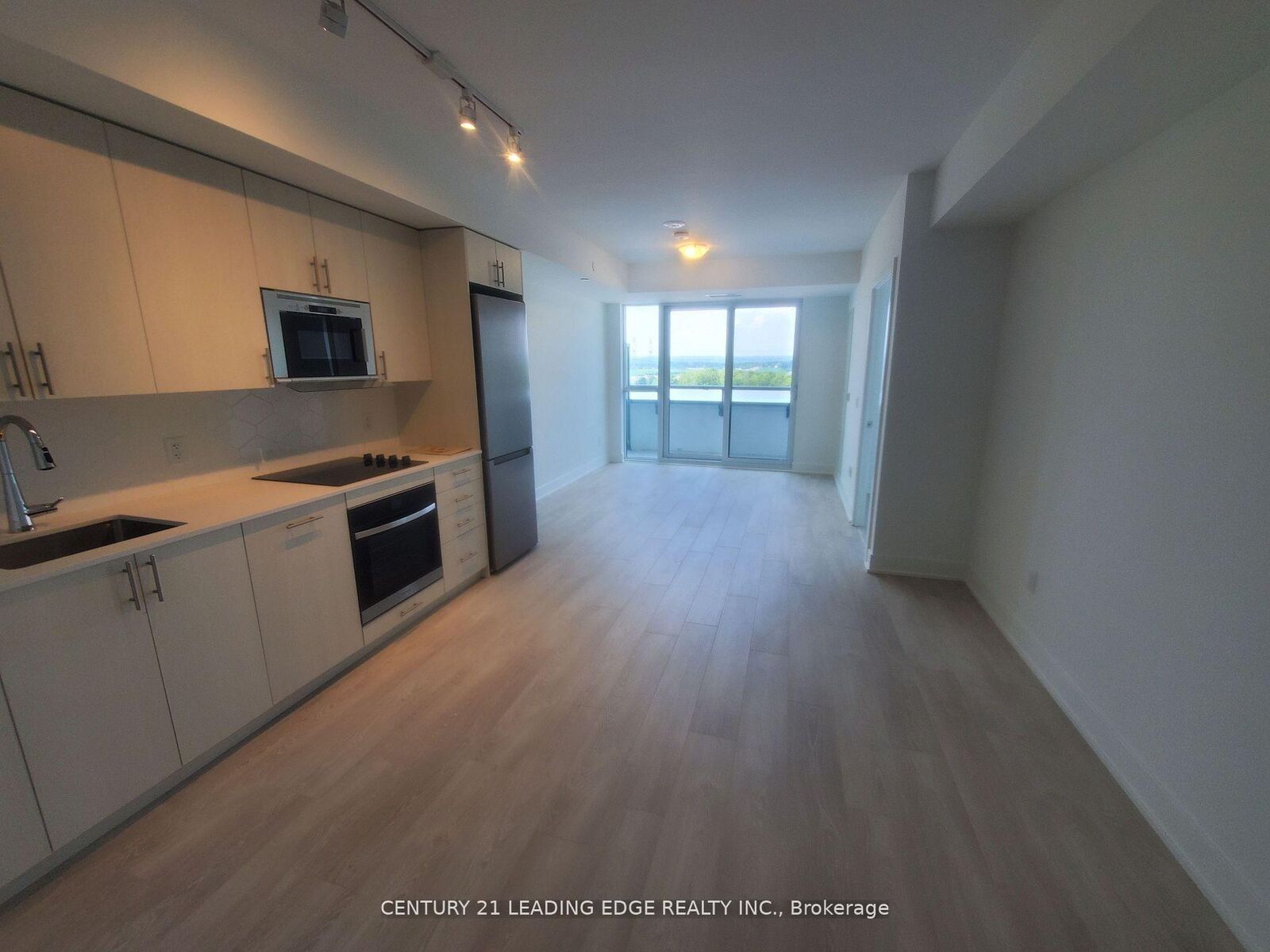 Property Photo:  2545 Simcoe Street N 1236  ON L1L 0W3 