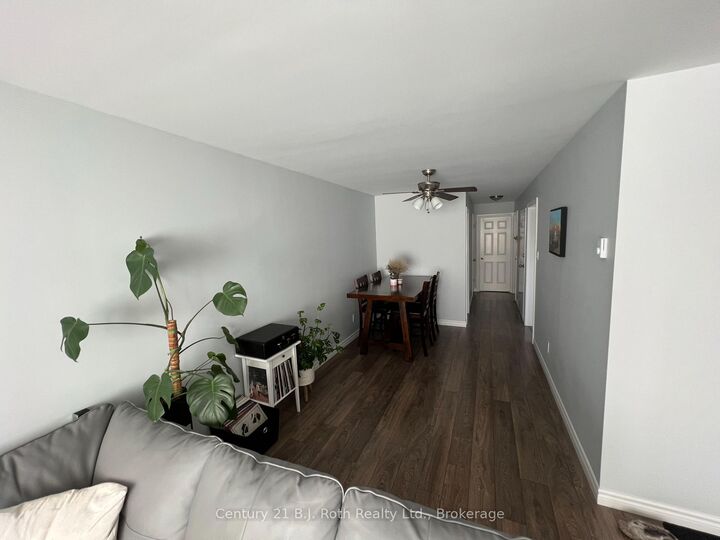 Photo de la propriété: 520 High Street 2 ON L3V 4Y1