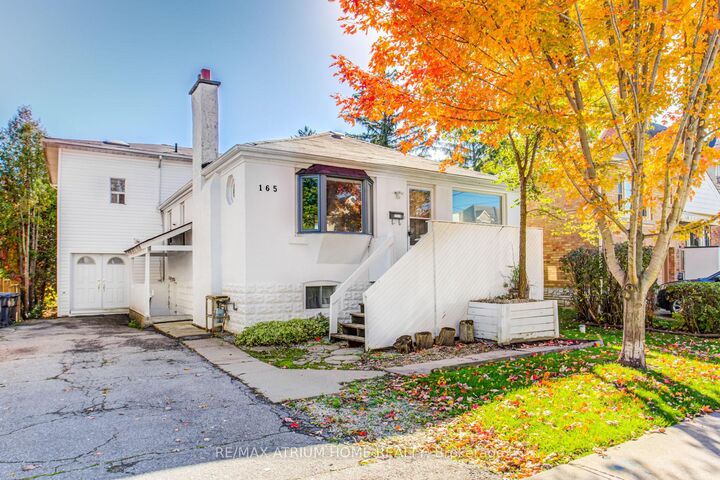 Property Photo: 165 Florence Avenue ON M2N 1G5