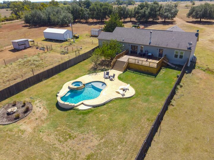 Property Photo:  3995 County Road 405  TX 78947 