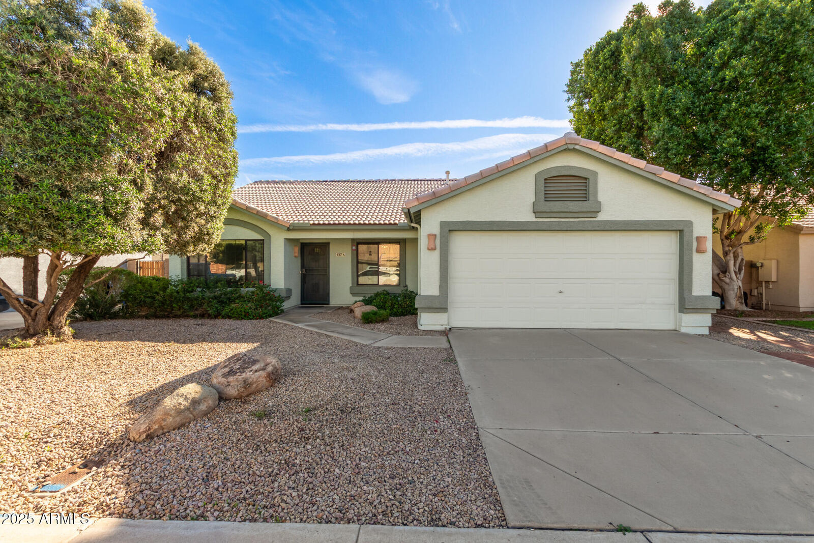 Property Photo: 537 W Palo Verde Street AZ 85233