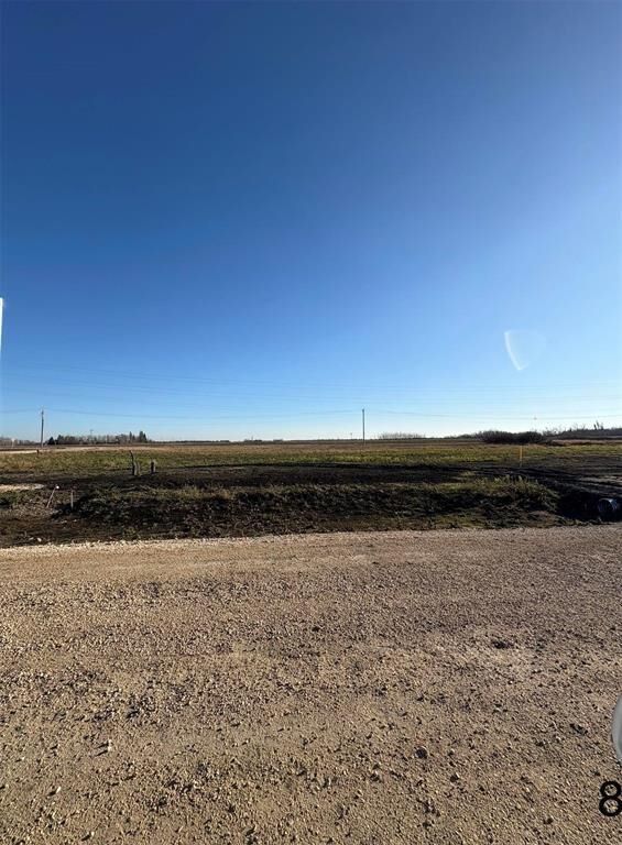 8 Elizabeth Waytiuk Co Cove  East Selkirk MB R0E 0M0 photo