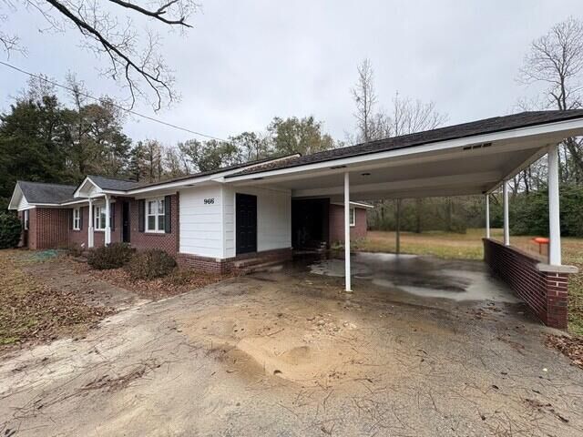 Property Photo:  966 W Main Street  SC 29448 