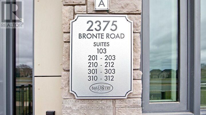 Property Photo: 2375 Bronte Road 203 ON L6M 1P5