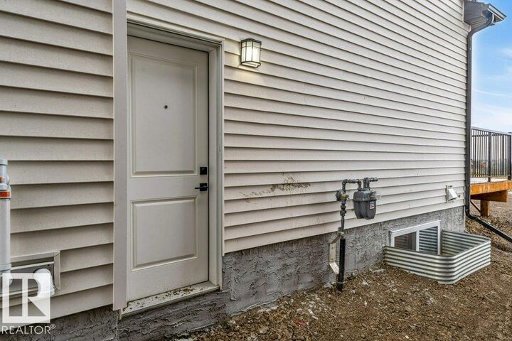 Property Photo:  143 Pierwyck Loop  AB T7X 4G3 