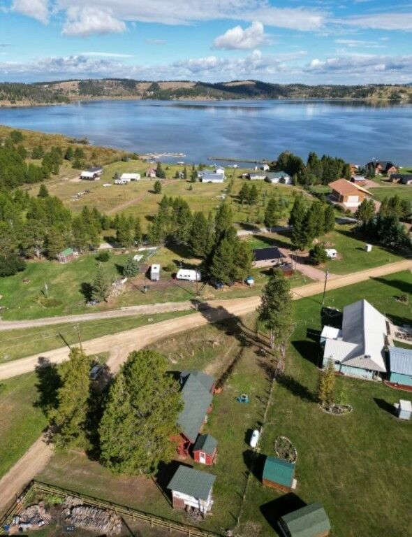 Property Photo:  17 Edwards Lane  MT 59711 