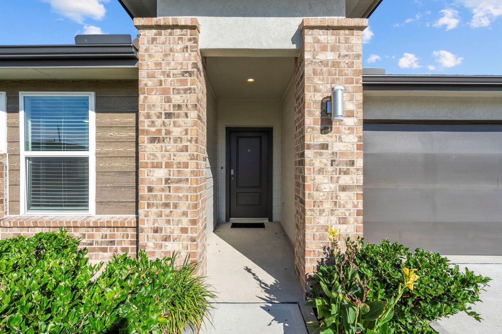 Property Photo:  7731 Sleek Flock Lane  TX 77583 