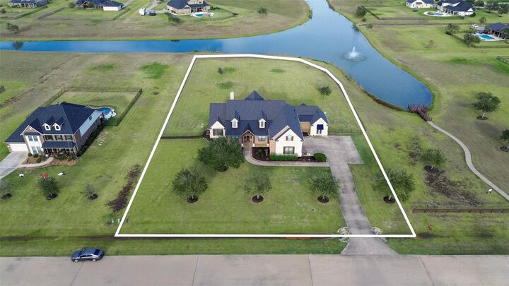 Property Photo:  7719 Tejas Lakes Trail  TX 77461 