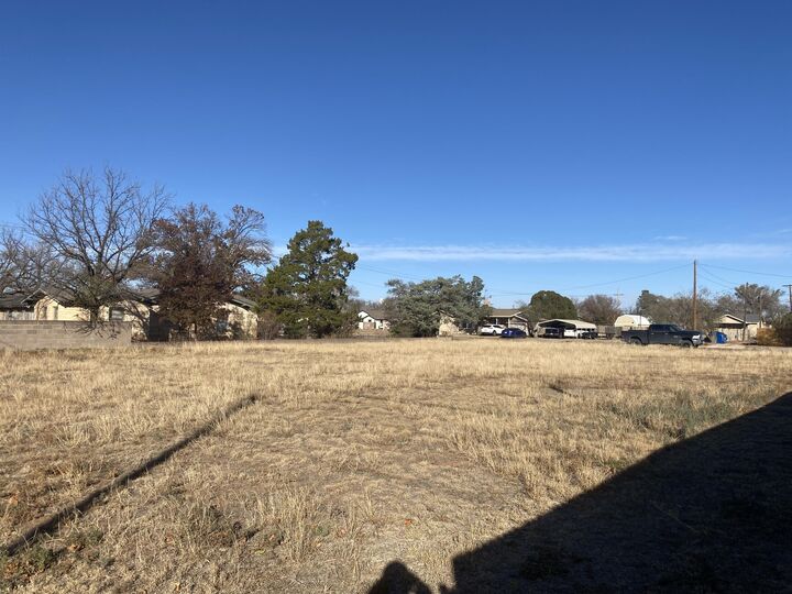 Property Photo:  206 10th Street  TX 79336 