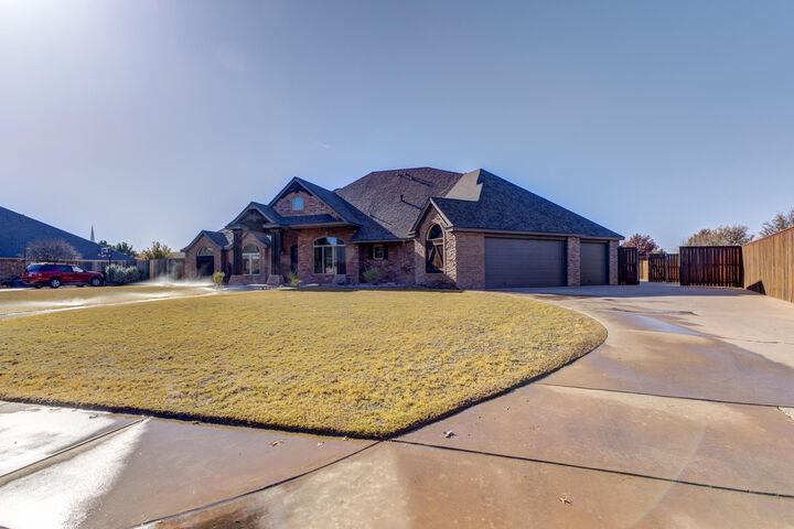 Property Photo: 11204 Kirby Avenue TX 79424