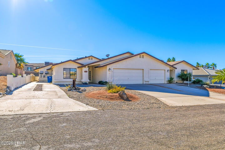 Property Photo:  1880 Nugget Dr  AZ 86404 