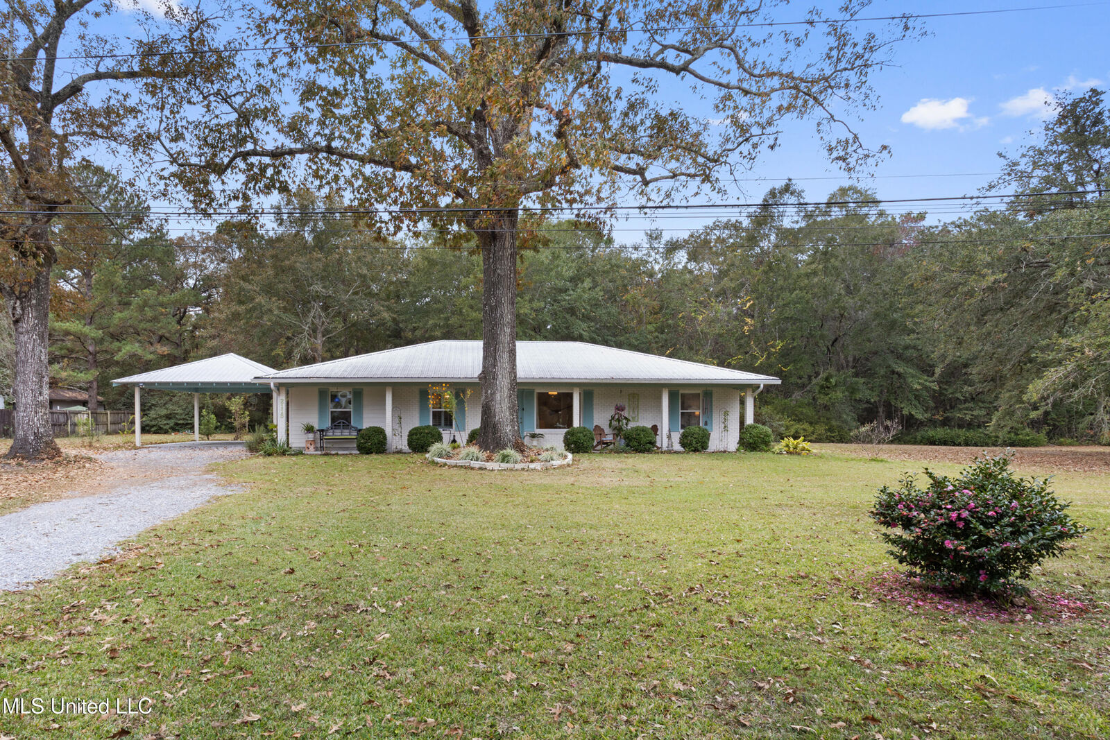 Property Photo:  2113 Vaughandale Road  MS 39553 
