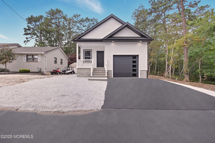 724 Sunset Road  Beachwood NJ 08722 photo