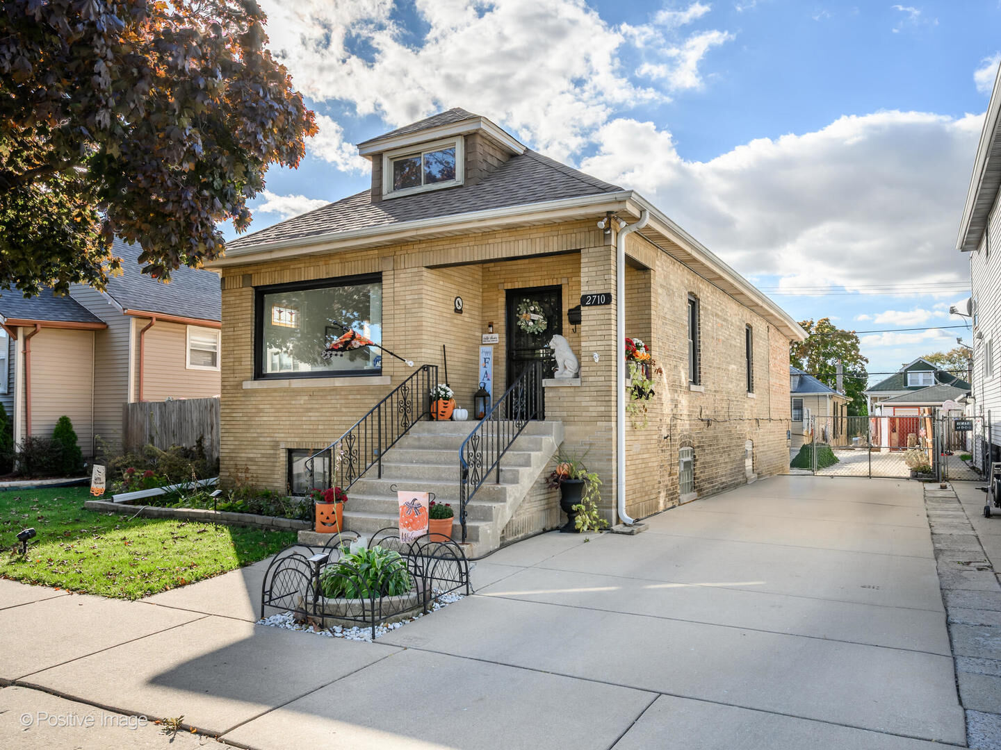 Property Photo: 2710 N 74th Avenue N IL 60707