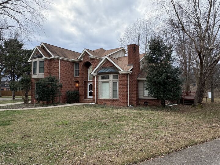 Property Photo: 903 Jennifer Ct TN 37129