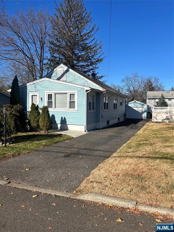 Property Photo:  491 Elizabeth Street  NJ 07646 