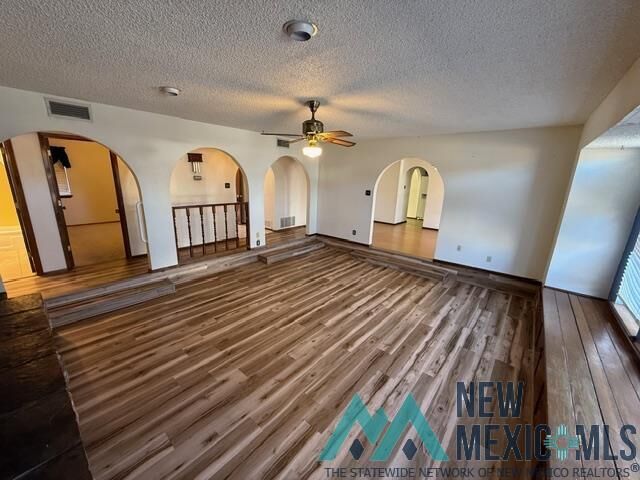 Property Photo:  2112 Jonquil Park Drive  NM 88101 