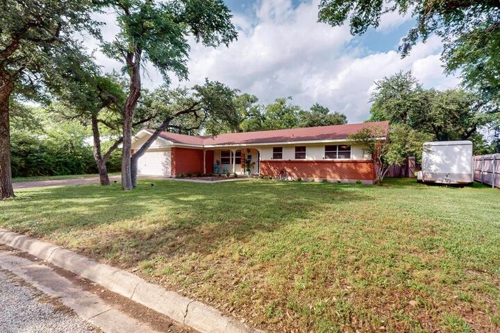 Property Photo: 204 Cacti Drive TX 76108