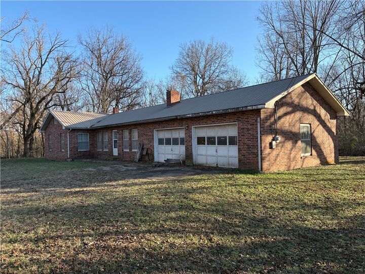 Property Photo: 593 Foster Street AR 72672