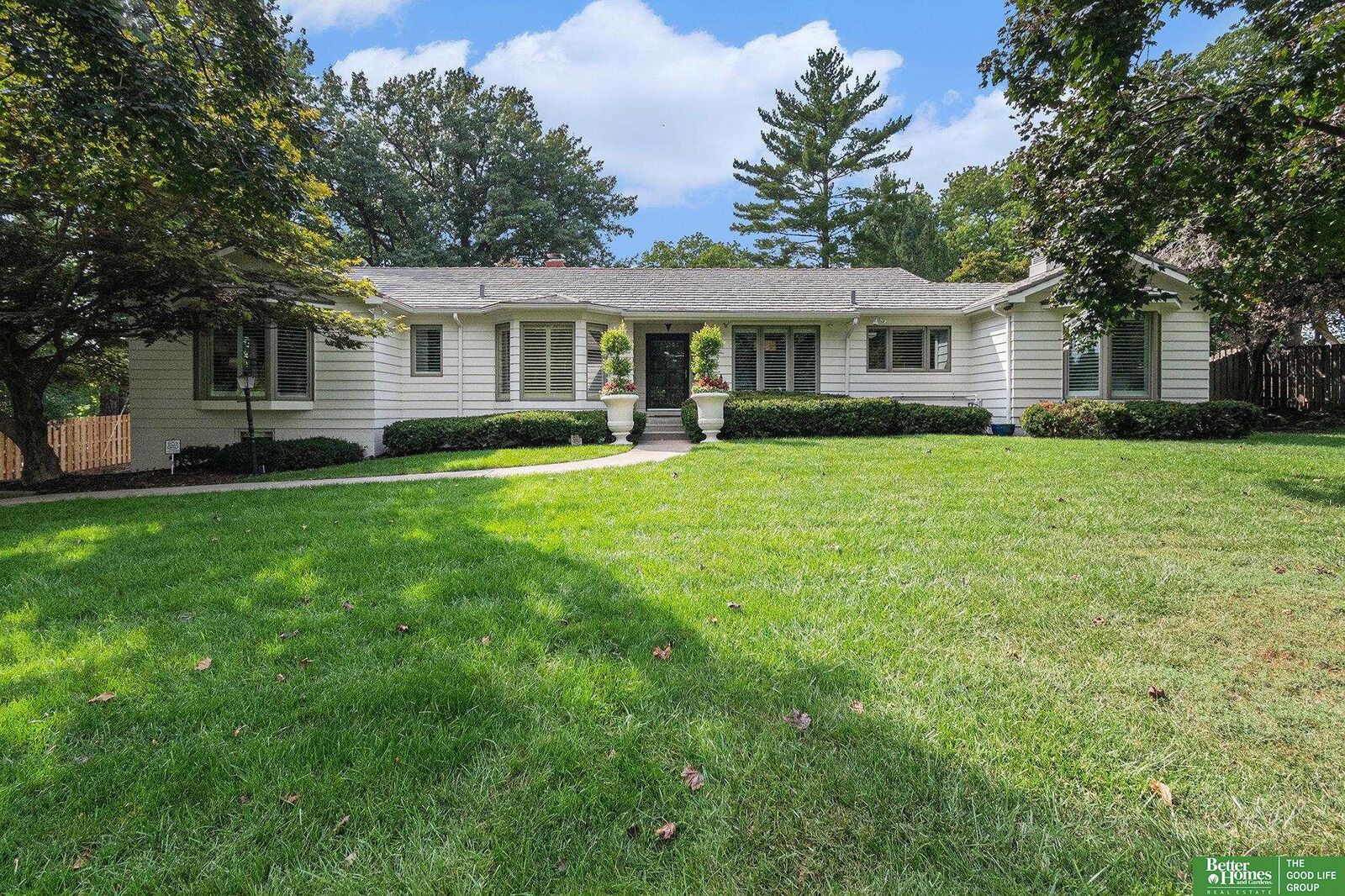 Property Photo:  652 N 66 Street  NE 68132-9999 