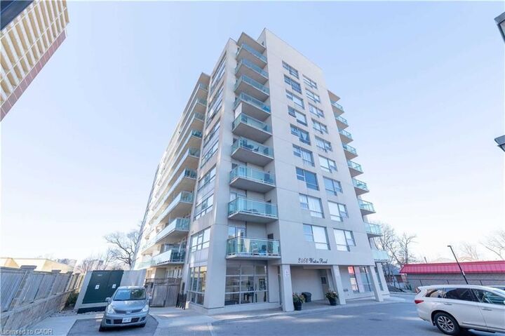 Property Photo:  2464 Weston Road 902  ON M9N 0A2 