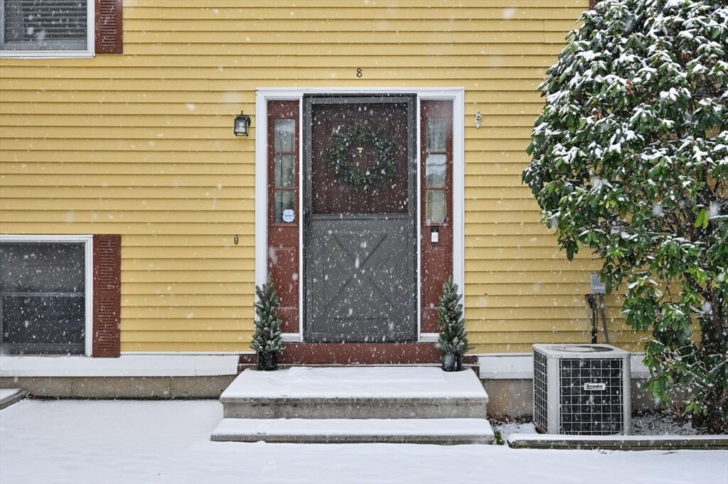 Property Photo:  25 Shea 8  MA 01826 