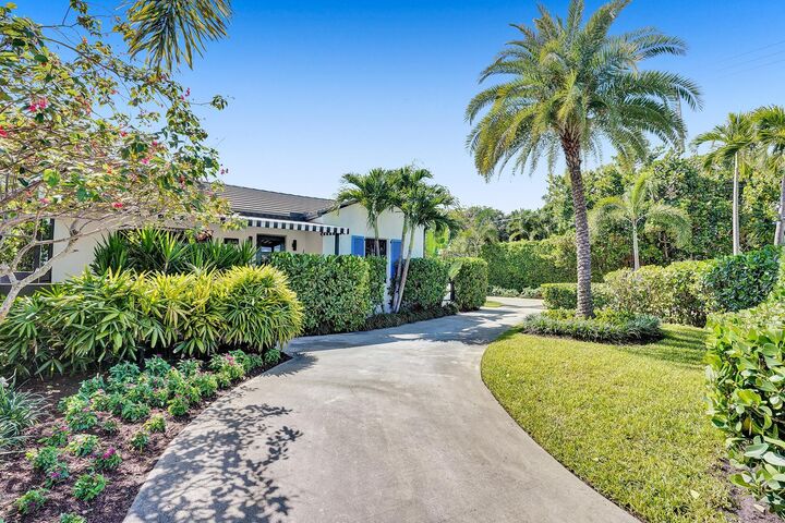 Property Photo:  246 N Swinton Avenue  FL 33444 