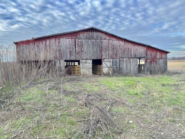 Property Photo:  10541 Smiths Grove Scottsville Road  KY 42159 