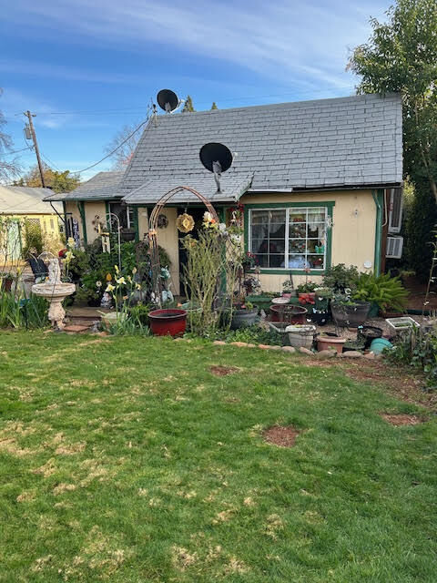 Property Photo: 4036 Flower Street CA 96019