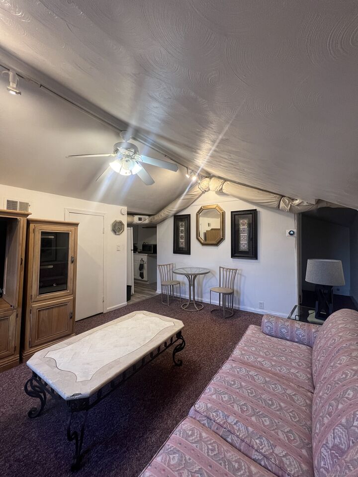 Property Photo:  466 Derby Avenue  CT 06516 