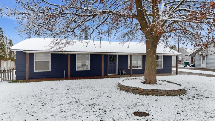 Property Photo:  13305 E 7th Ln  WA 99216 