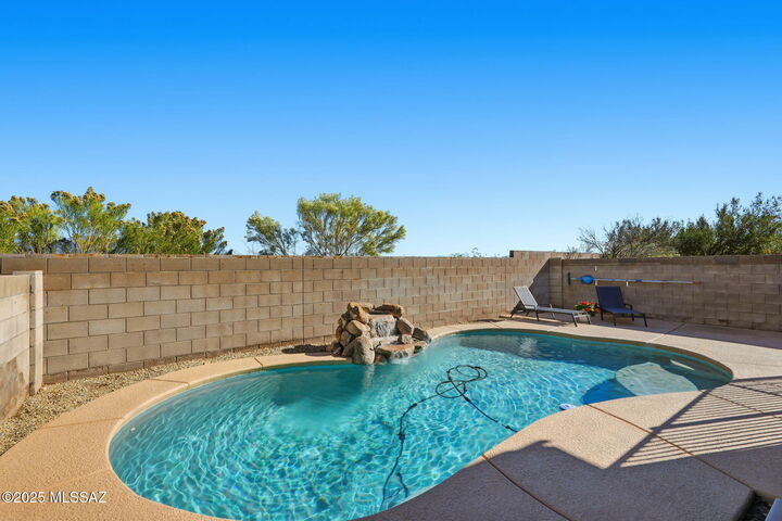 Property Photo: 8373 S Egyptian Drive AZ 85747
