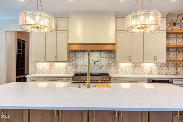 Property Photo:  85 Ashbrooke Falls Drive  NC 27525 