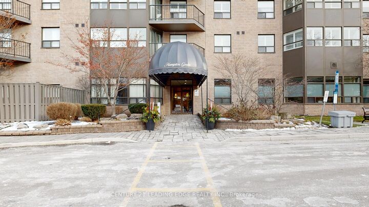 Photo de la propriété: 2 Raymerville Drive 616 ON L3P 7N7