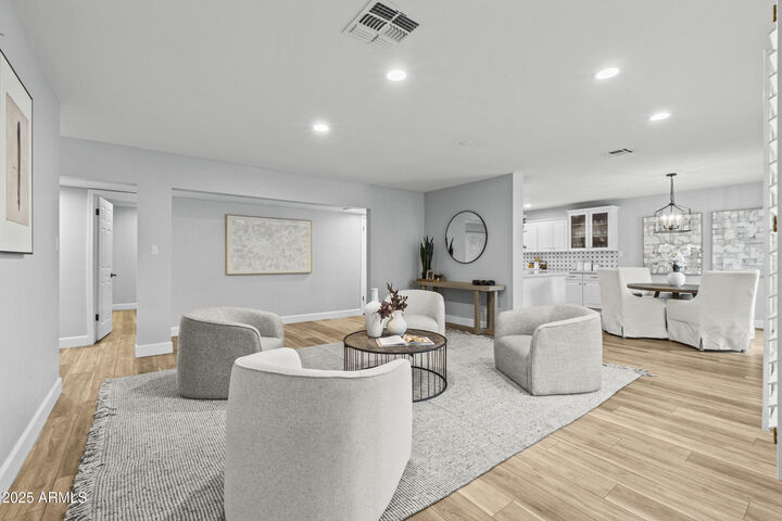 Property Photo:  4122 N 56th Street  AZ 85018 