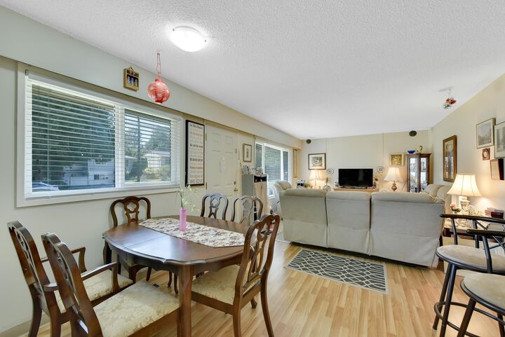 Property Photo: 15835 Russell Avenue BC V4B 2S5