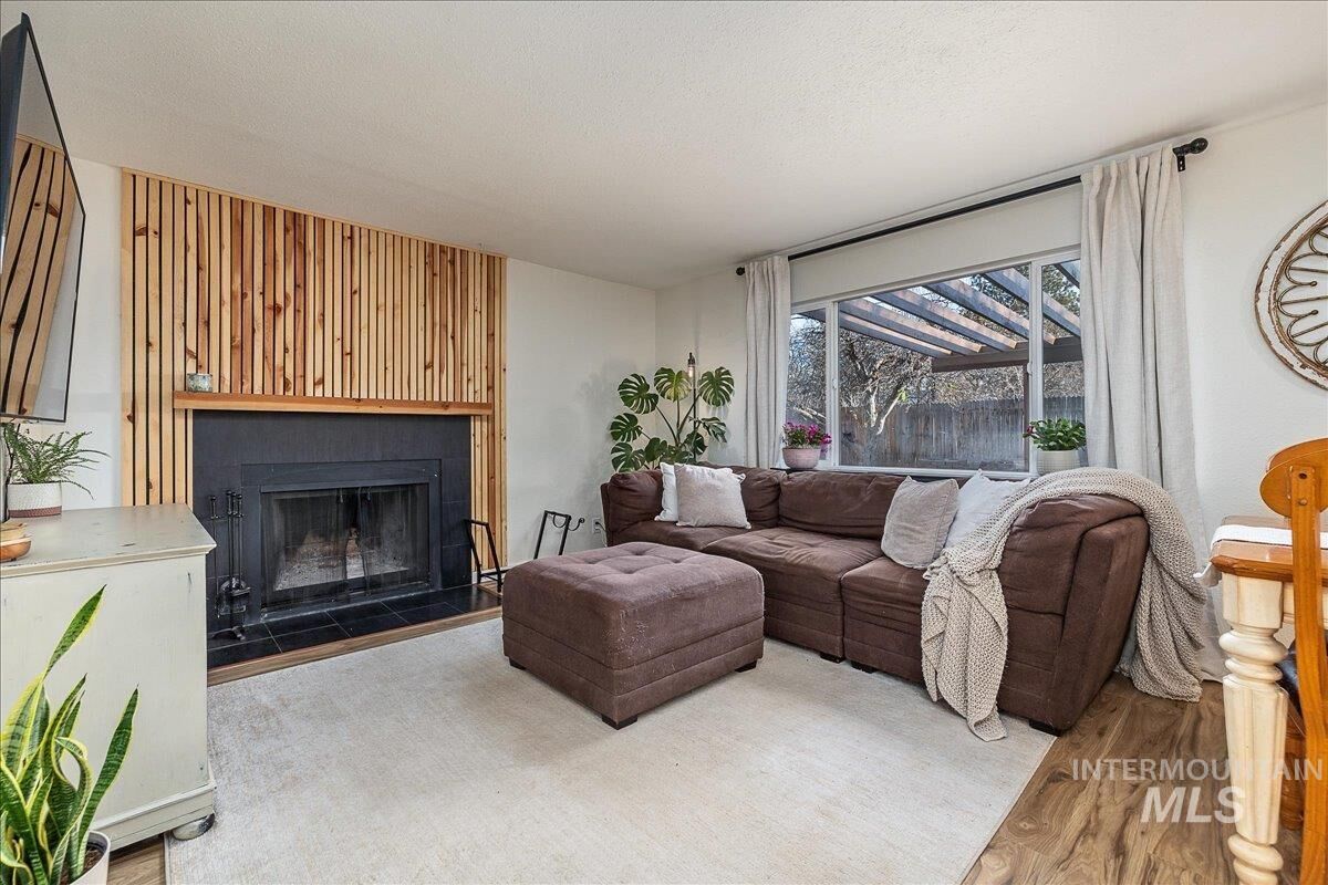 Property Photo:  2480 S. Virginia St  ID 83705 