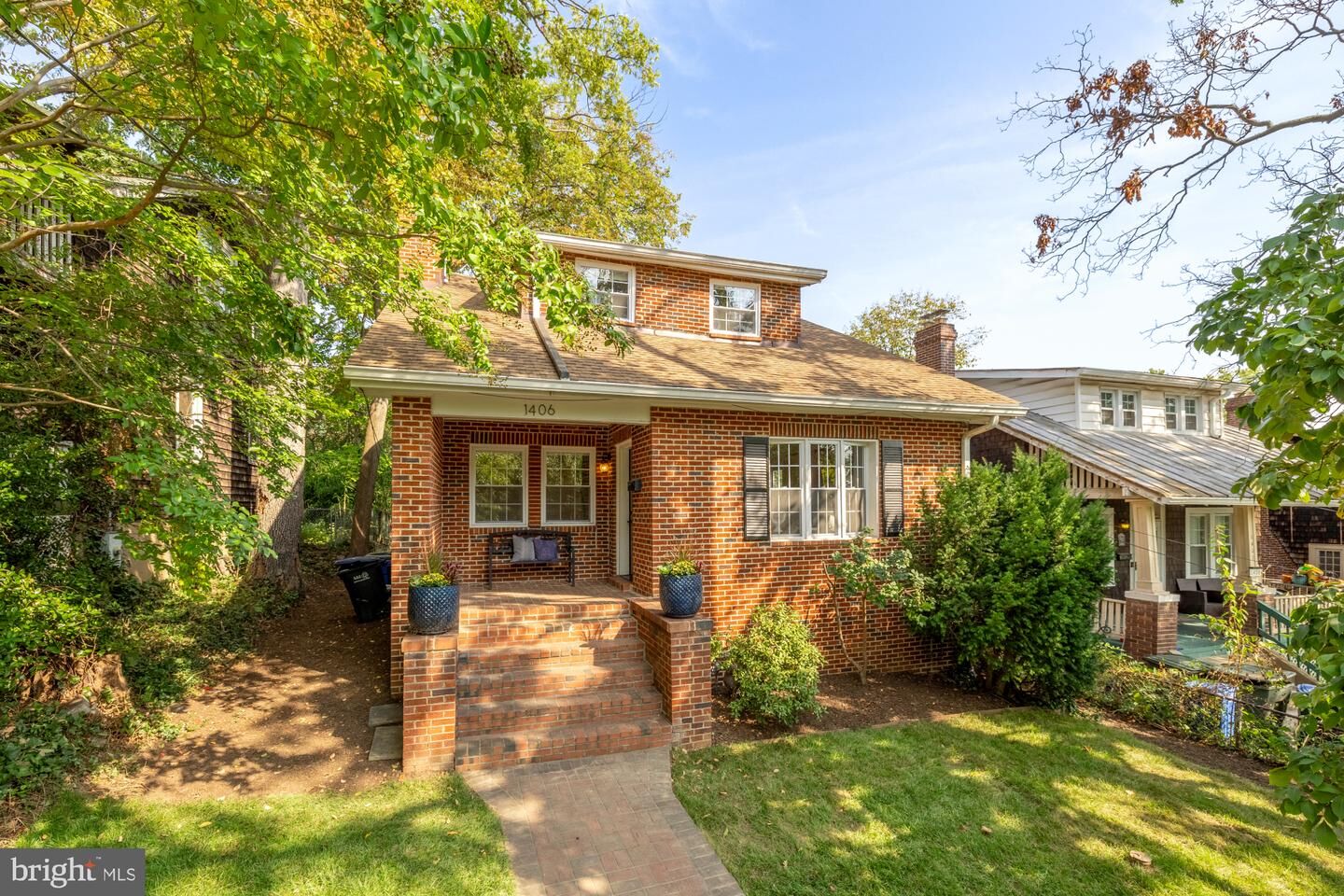 Property Photo:  1406 Lawrence Street NE  DC 20017 