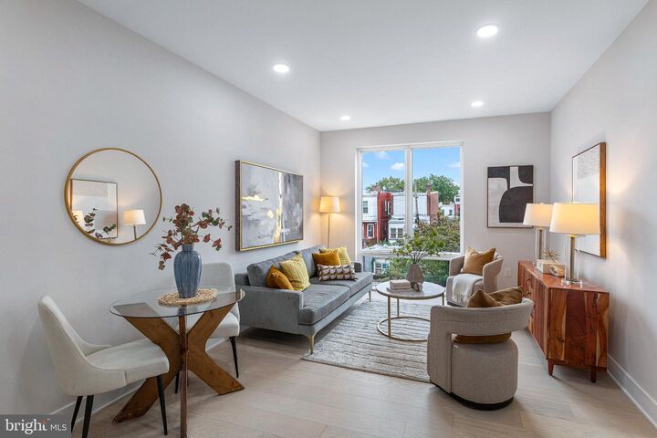 Property Photo:  1516 East Capitol Street NE B  DC 20003 