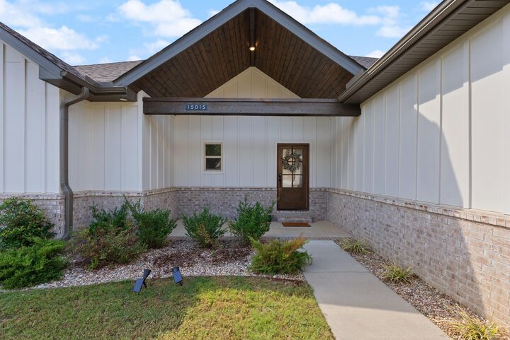 Property Photo: 15015 Matterhorn Loop AR 72113