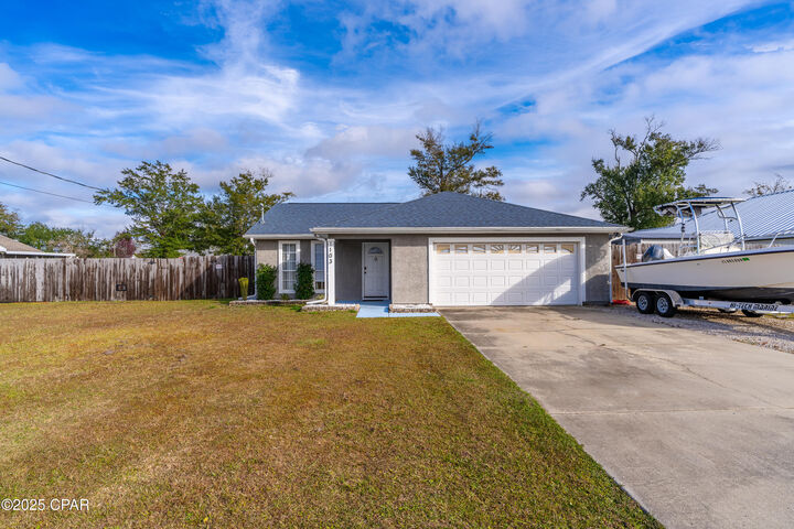 Property Photo: 1103 Mississippi Avenue FL 32444