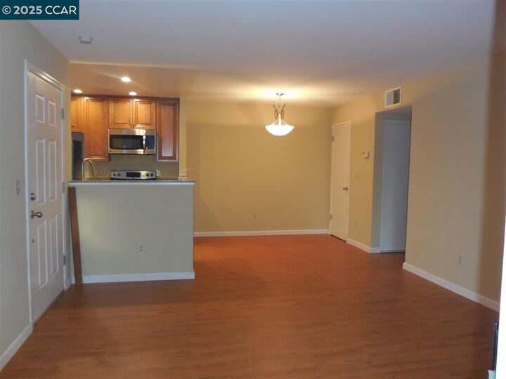 Property Photo: 120 Reflections Dr 18 CA 94583