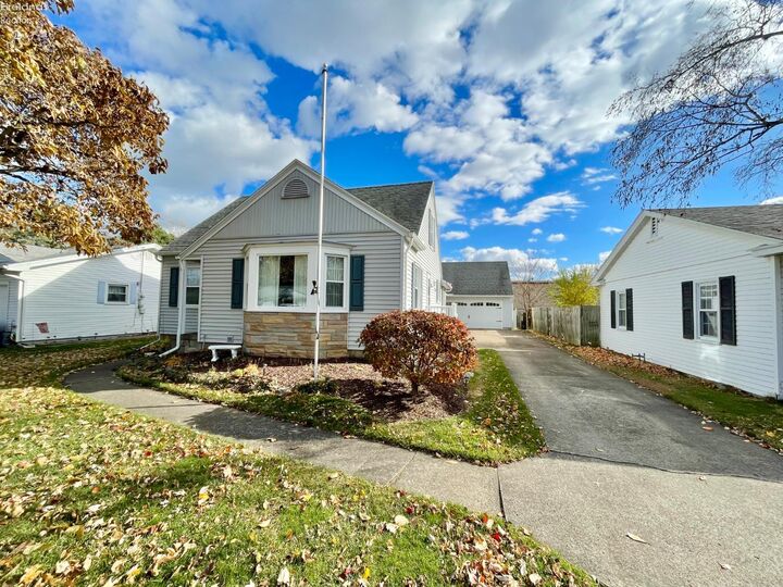 Property Photo: 1708 Dietrick Street OH 44870