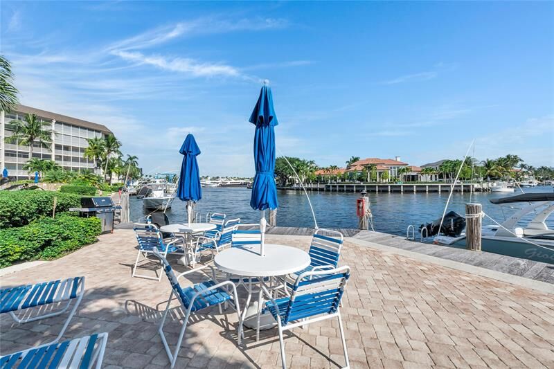 Property Photo: 390 N Federal Hwy 206 FL 33441