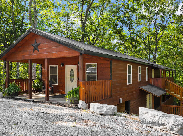 Property Photo: 301 Otter Creek Road KY 42649