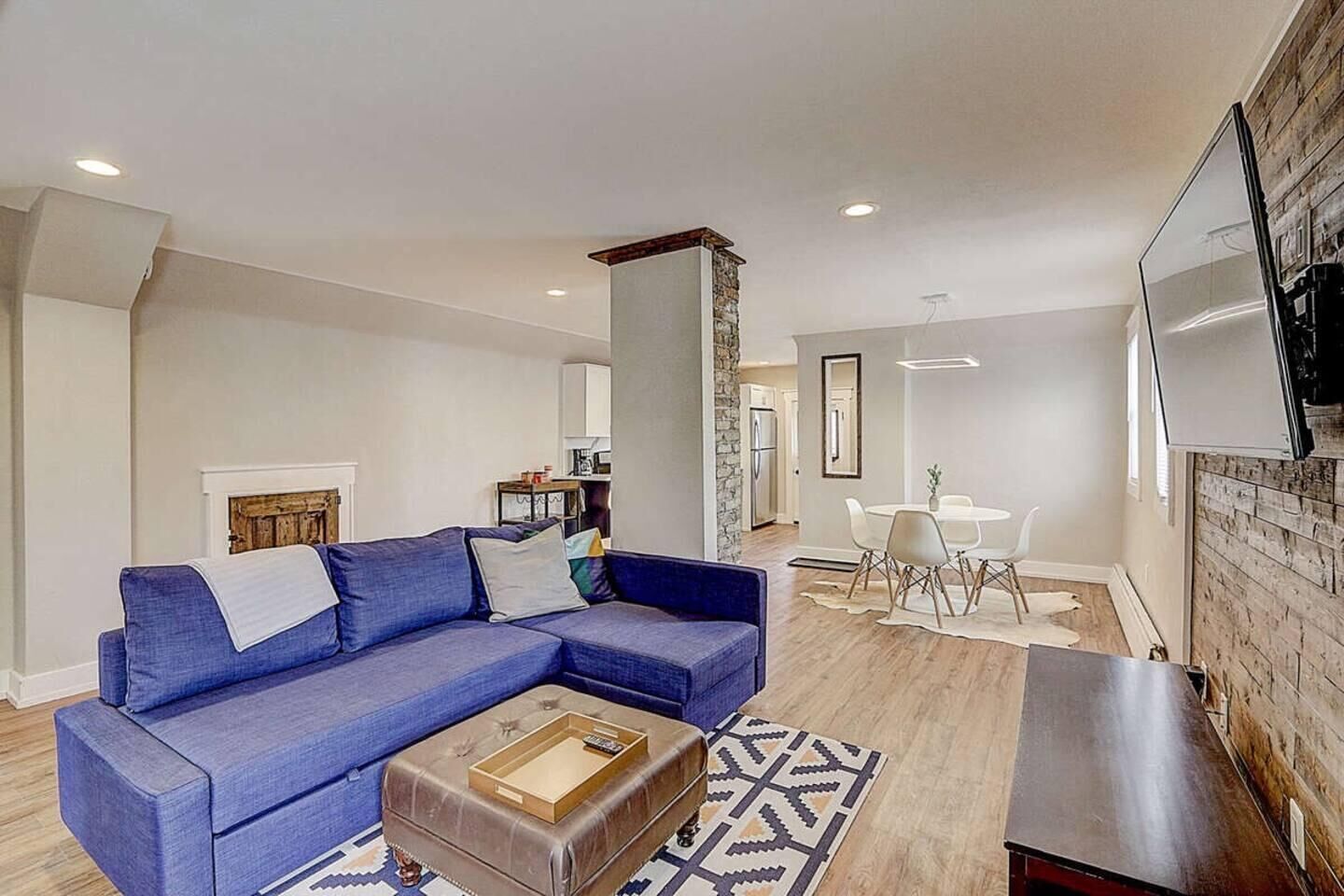 Property Photo:  1202 N 45th St 1202 A  WI 53208 