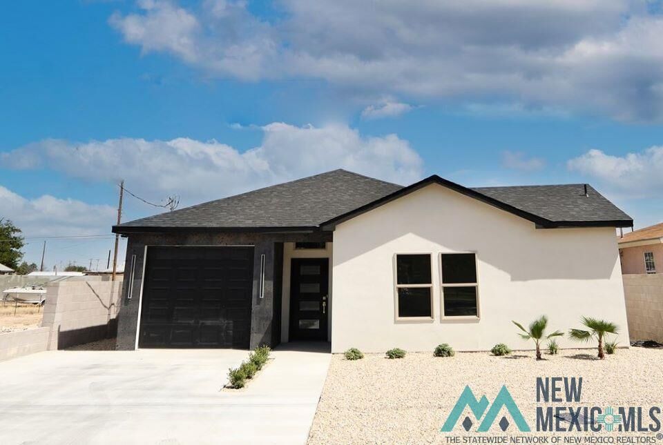 Property Photo: 2308 Sage Street NM 88220