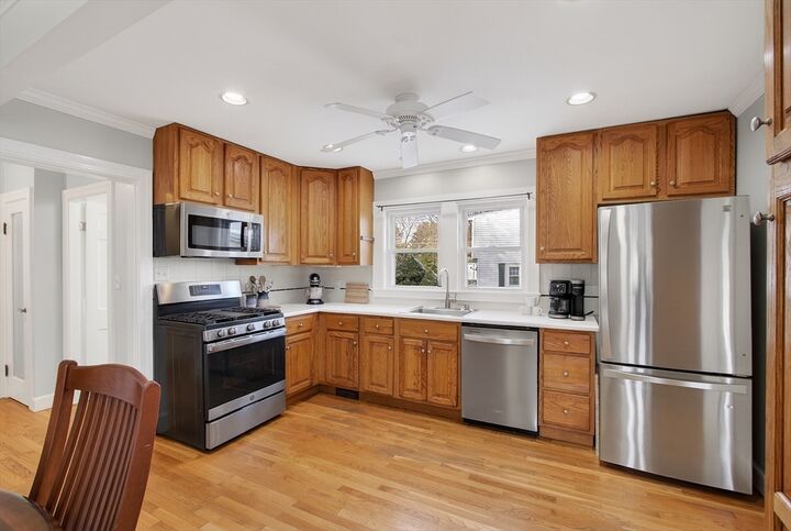 Property Photo:  9 Violet Rd  MA 01960 