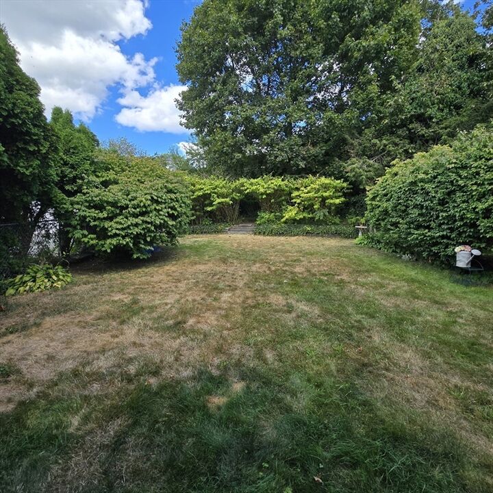 Property Photo:  107 Lynnway  MA 01902 